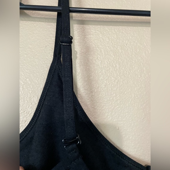 Old Navy PowerChill 7/8 Cami Bodysuit Medium - Picture 4 of 7